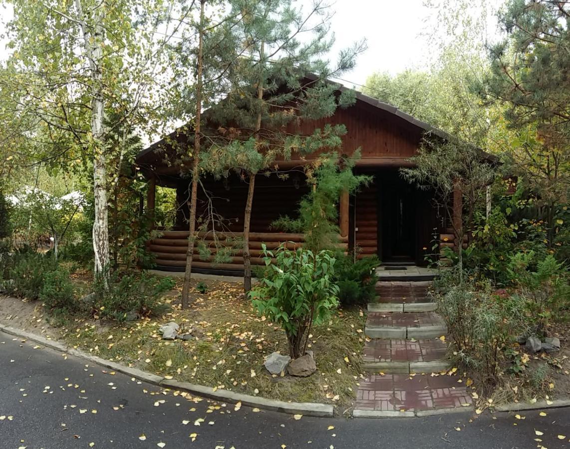 Zolotoy Bereg Hotel Чернигов Экстерьер фото