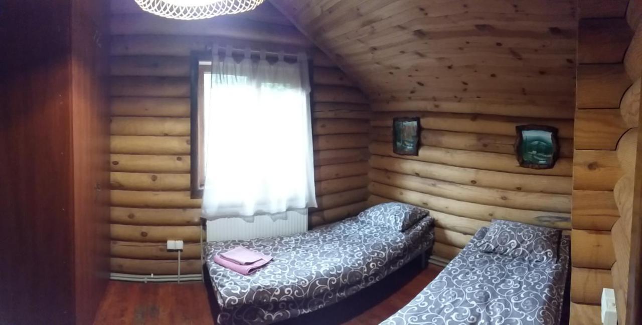 Zolotoy Bereg Hotel Чернигов Экстерьер фото