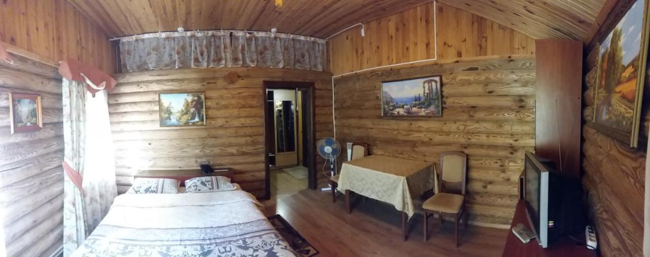 Zolotoy Bereg Hotel Чернигов Экстерьер фото
