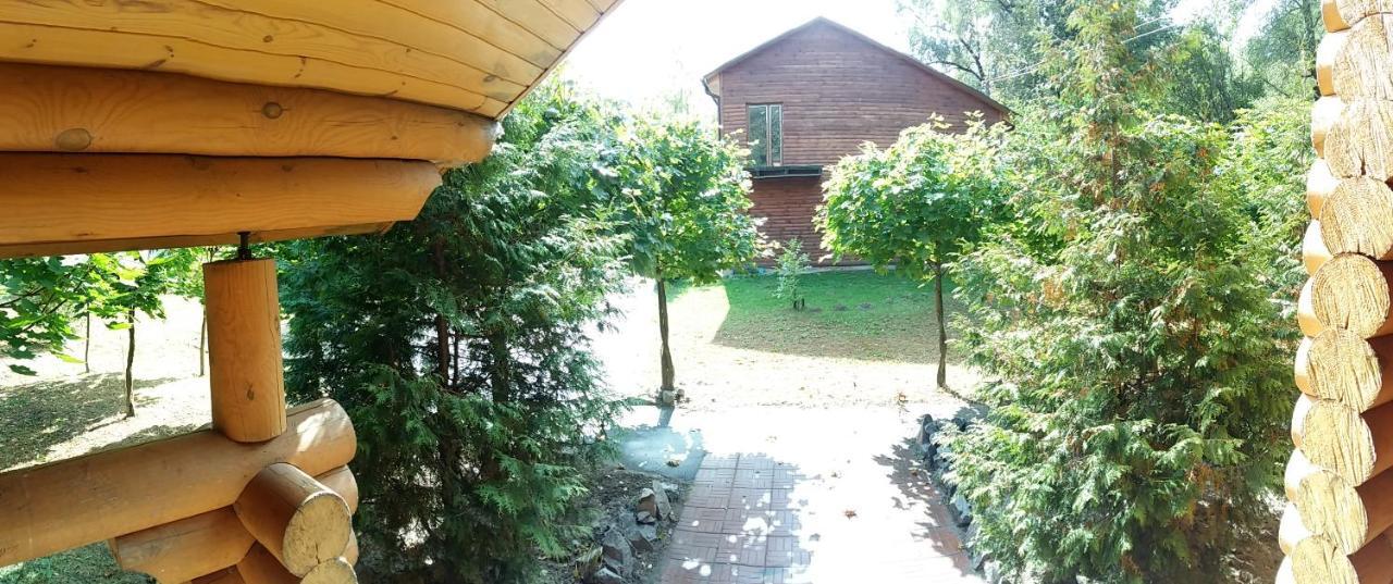 Zolotoy Bereg Hotel Чернигов Экстерьер фото