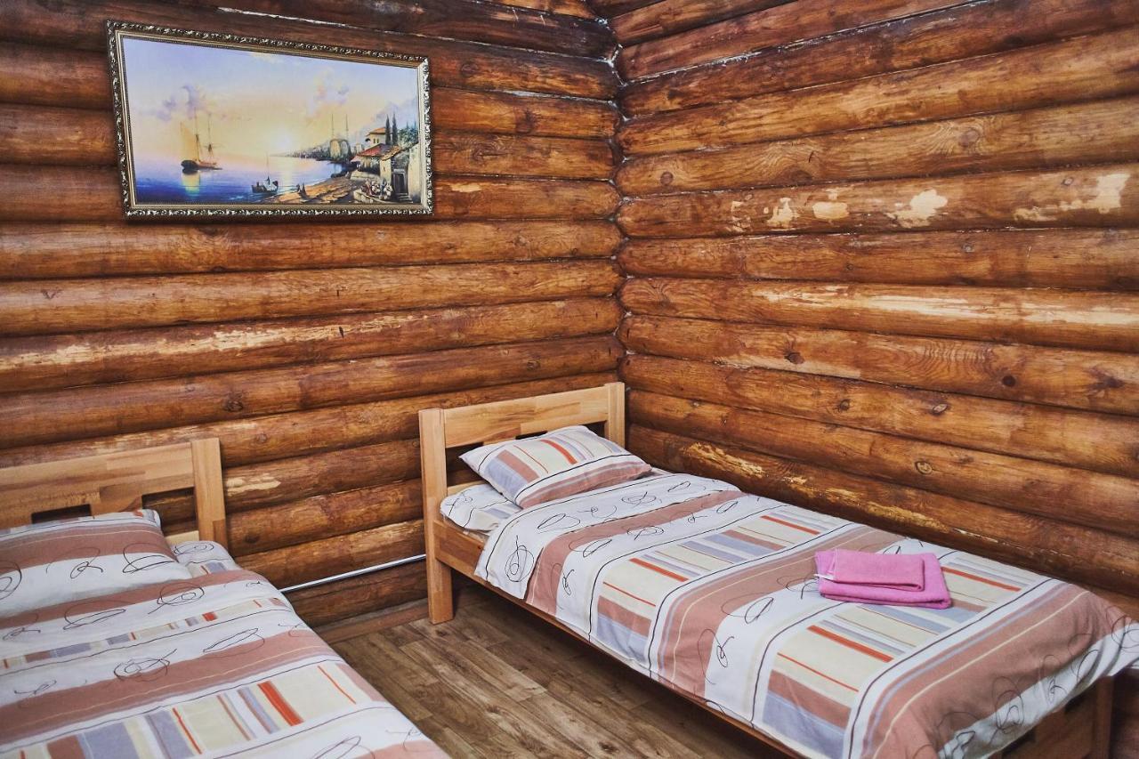 Zolotoy Bereg Hotel Чернигов Экстерьер фото